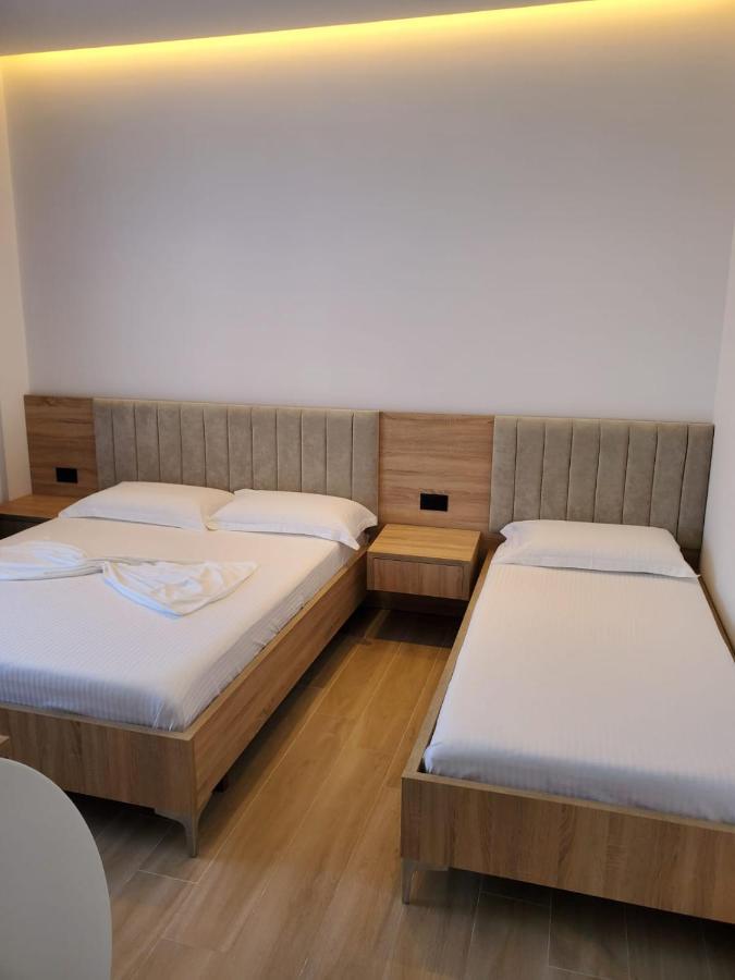Gl Hotel Ksamil Exteriör bild
