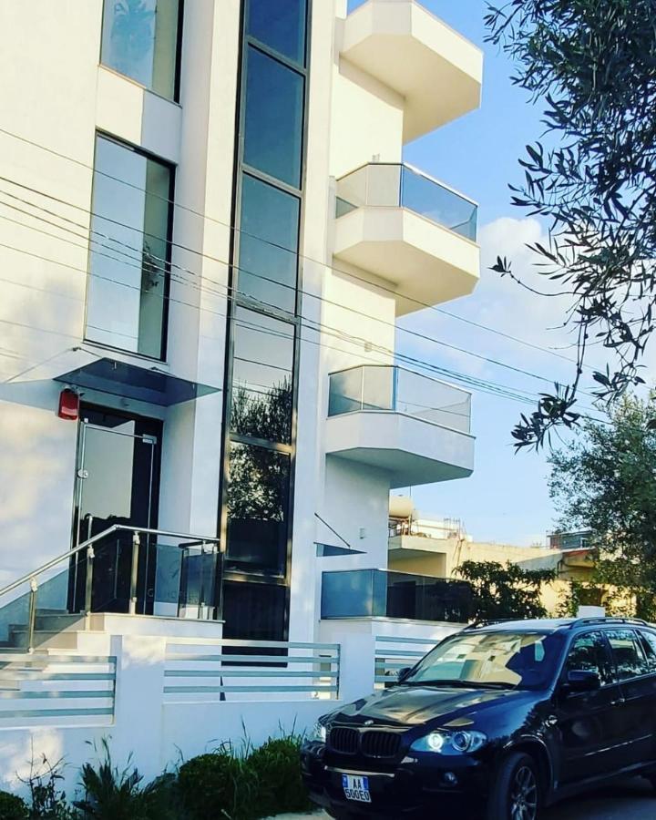 Gl Hotel Ksamil Exteriör bild